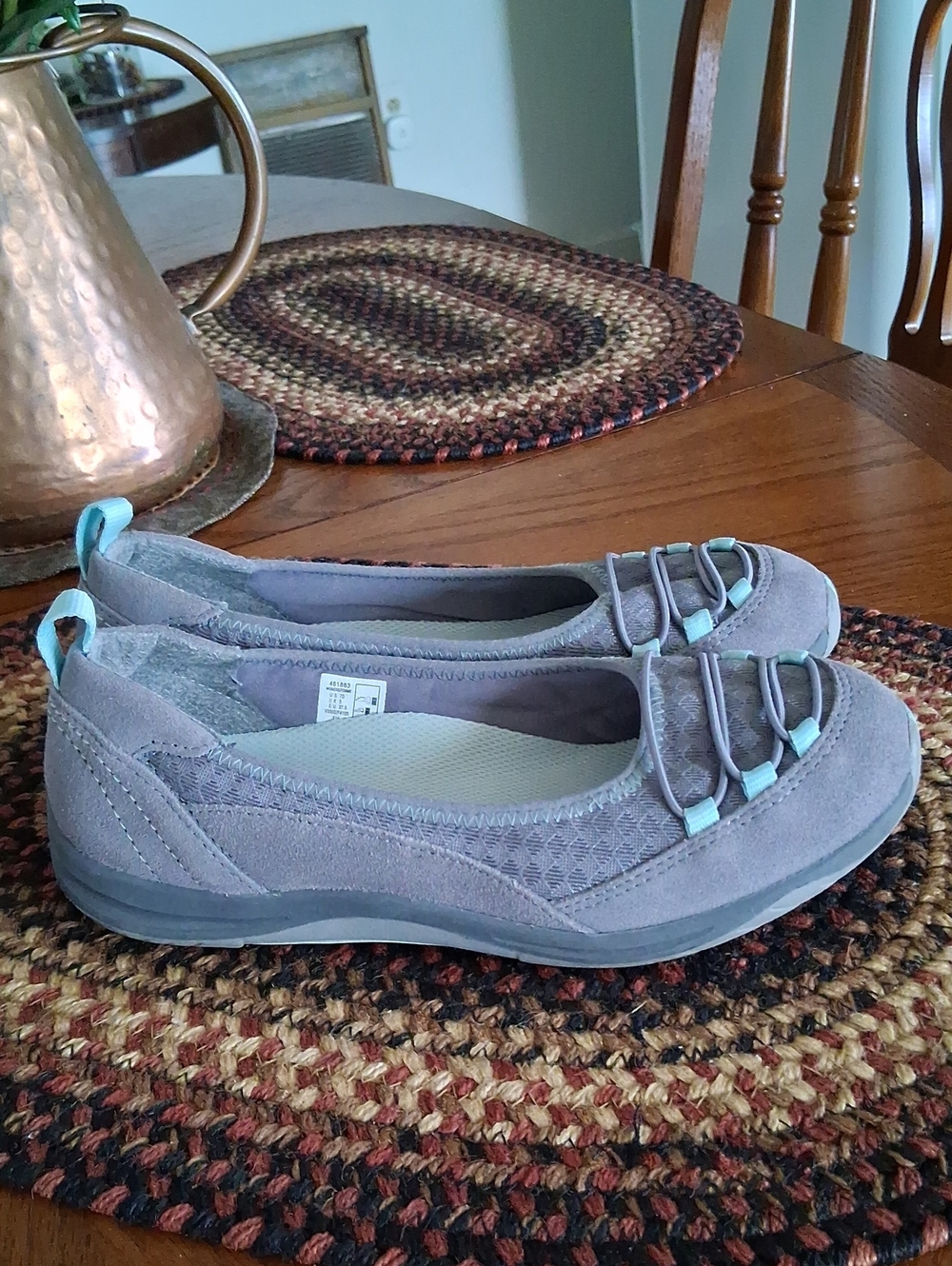 Lands' End Light Gray Slip-On Flats with Blue Tabs Sz. 7D
